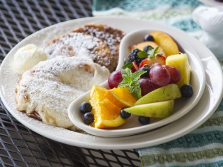 Bread Basket Cafe and Bakery
