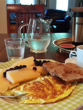 Breakfast at Marmalade Sky Bed & Breakfast | Photo By @tiedyekat