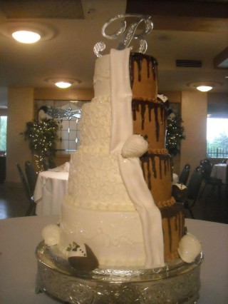 Cake Connection - Black and White Cake