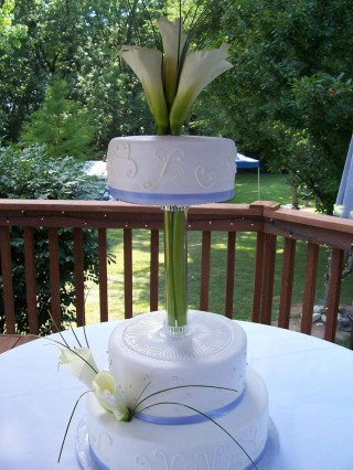 Cake Connection -  Calla Lily Cake