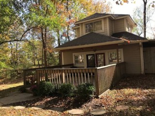 Cozy House in the Big Woods, Brownsburg, Indiana