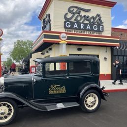 Ford's Garage_Avon_Image