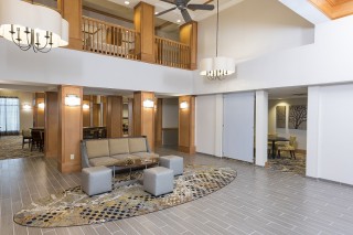 Homewood lobby