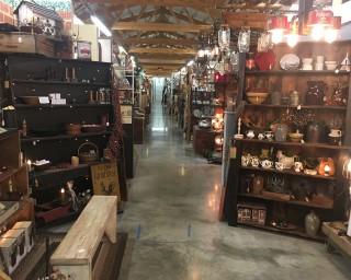 Gilley's Antique and Decorator Mall