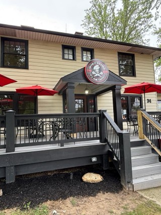 Greeks Pizzeria - Brownsburg
