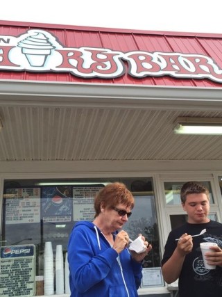 Lizton Dairy Bar exterior