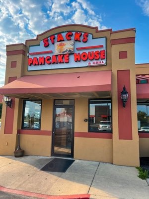 Stacks Pancake House And Grill - Plainfield