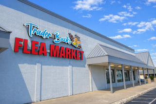 Trader Buck's Flea Market