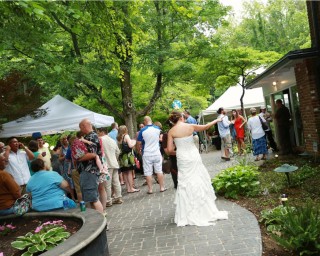 Barn at Kennedy Farm - Outdoor Wedding Reception