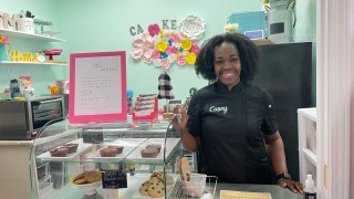 Sweet Minis Cakes and Bakes, Brownsburg, Indiana