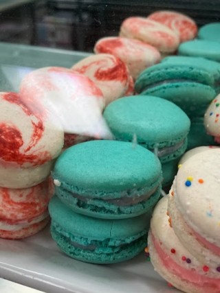 Sweet Minis Cakes and Bakes, Brownsburg, Indiana